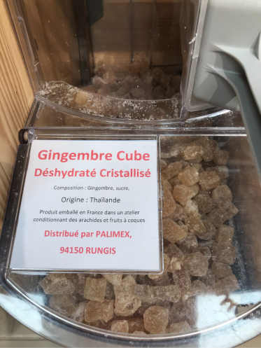 gingembre-cube-deshydrate-cristalise